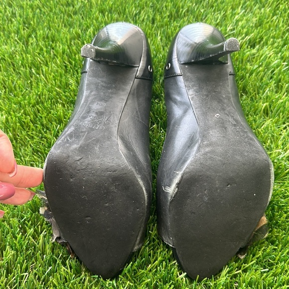 Guess by Marciano, black peep toe heels - Picture 5 of 6